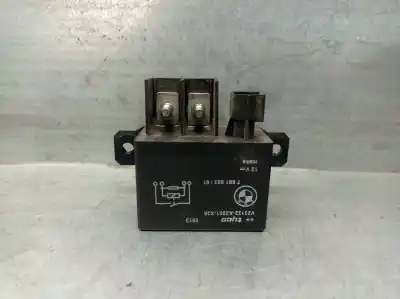 Tweedehands auto-onderdeel VOORVERWARMINGSDOOS voor BMW X5 (E70)  OEM IAM-referenties 7661503 V23132A2001X26 