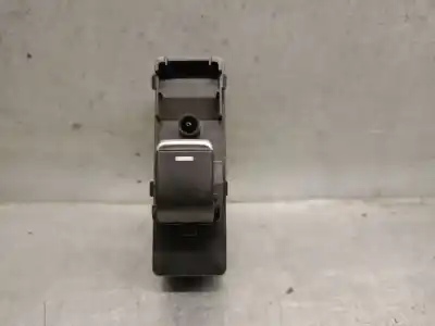 Peça sobressalente para automóvel em segunda mão botão / interruptor elevador vidro traseiro direito por mazda 6 sedán (gj, gl) 2.2 d (gj2fp) referências oem iam gmm666380