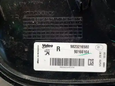 Автозапчастина б/у правий ліхтар для peugeot 208 ii (ub_, up_, uw_, uj_) 1.2 puretech 100 посилання на oem iam 9823216580  9823216580