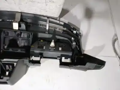 Peça sobressalente para automóvel em segunda mão tablier por mitsubishi space wagon (n3_w, n4_w) 2.0 (n33w) referências oem iam   mb783061