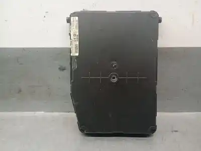 Second-hand car spare part fuse box unit for renault megane ii (bm0/1_, cm0/1_) 1.9 dci (bm0g, cm0g) oem iam references 8200309690 s118400220d siemens 