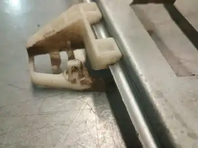 Second-hand car spare part passenger side right window regulator for renault megane ii (bm0/1_, cm0/1_) 1.9 dci (bm0g, cm0g) oem iam references 8201010927  8201010927