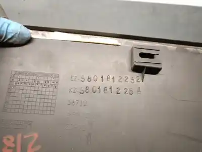 Автозапчасти б/у задние молдинги за iveco daily vi furgón 33s15, 35s15, 35c15 ссылки oem iam 5801812252  5801812254
