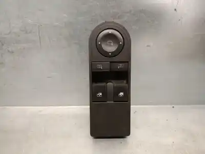 Recambio de automóvil de segunda mano de MANDO ELEVALUNAS DELANTERO IZQUIERDO para OPEL ASTRA H GTC (A04)  referencias OEM IAM 13209203  