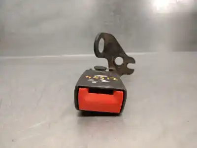 Pezzo di ricambio per auto di seconda mano gancio per cintura per ford focus ii (da_, hcp, dp) 1.8 tdci riferimenti oem iam 33031806  1790511
