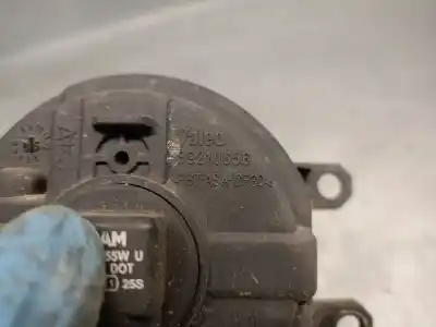 Автозапчасти б/у правая противотуманная фара за toyota rav 4 iii (_a3_) 2.0 4wd (aca30_) ссылки oem iam 812100d040 89210656 valeo 812100d040