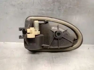 Gebrauchtes Autoersatzteil innerhalb des vorderen rechten griffs zum renault scénic i monospace (ja0/1_, fa0_) 1.6 (ja00, ja16, ja15, ja19, ja1v, ja2b, ja2c, ja0b,... oem-iam-referenzen 8200028995  7700353283