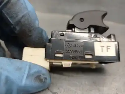 Pezzo di ricambio per auto di seconda mano interruttore alzacristalli anteriore destro per chevrolet aveo 1.4 cat riferimenti oem iam 96652197  96652197