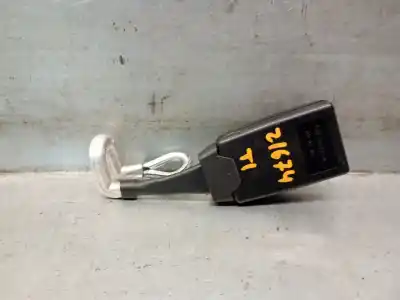 Автозапчасти б/у крюк для пояса за opel corsa c (x01) 1.3 cdti (f08, f68) ссылки oem iam 33013557a  