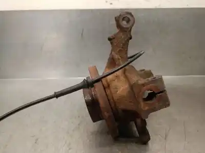 Second-hand car spare part front left knuckle for renault twingo ii (cn0_) 1.2 (cn0d) oem iam references 8200663590  8200663590