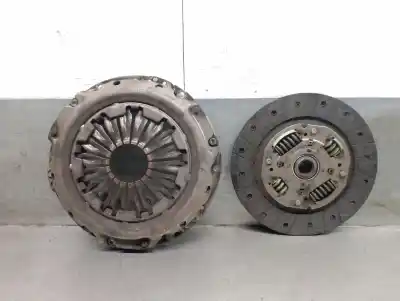 Peça sobressalente para automóvel em segunda mão Kit De Embreagem por RENAULT LAGUNA II (BG0/1_) 2.0 16V (BG00, BG0K, BG0P, BG0W) Referências OEM IAM 7701475387  7701475387