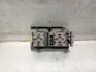 Автозапчастина б/у передні вікний вмикач для audi a4 b5 (8d2) 1.9 tdi посилання на oem iam 8d1959515b  