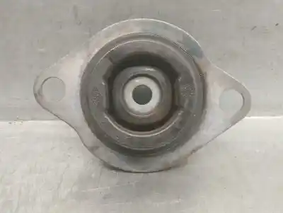 Автозапчастина б/у опора двигуна ліва для RENAULT TWINGO II (CN0_) 1.2 (CN0D) Посилання на OEM IAM 8200410218  8200410218