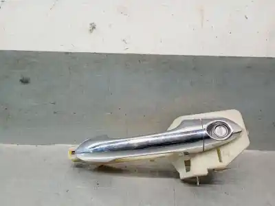 Peça sobressalente para automóvel em segunda mão puxador exterior dianteiro esquerdo por kia carens iv 1.7 crdi referências oem iam 82652a4010