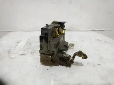 Автозапчастина б/у замок передніх дверей лівий для renault clio i (b/c57_, 5/357_) 1.9 d (b/c/s576, b/c/s57l) посилання на oem iam 7701030065  7701030065