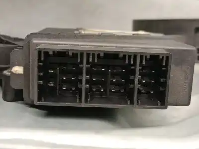 Автозапчастина б/у регулятор переднього правого скла для volkswagen polo (9n1) 1.9 tdi посилання на oem iam 6q4837756  6q4837462j