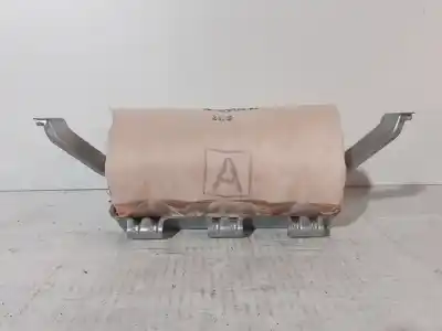 Second-hand car spare part Front Right Air Bag for TOYOTA AURIS (_E18_) 1.8 HYBRID (ZWE186_) OEM IAM references 7396002130  7396002130