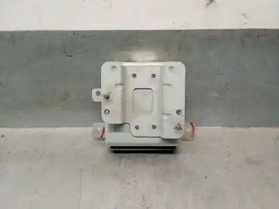 Pezzo di ricambio per auto di seconda mano modulo elettronico per ssangyong rodius i 2.7 xdi 4wd riferimenti oem iam 8716121101  