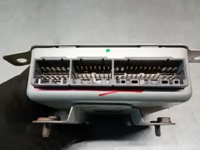 Pezzo di ricambio per auto di seconda mano modulo elettronico per ssangyong rodius i 2.7 xdi 4wd riferimenti oem iam 8716121101  