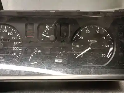 Second-hand car spare part dashboard for renault 19 ii (b/c53_) 1.8 (b/c53y) oem iam references 7700815942  7700815942