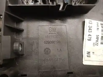Second-hand car spare part fuse box unit for opel insignia a (g09) 2.0 cdti (68) oem iam references 13343479 529050199 13255300