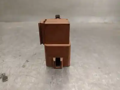 Peça sobressalente para automóvel em segunda mão relé para automóvel por citroen c4 iii (ba_, bb_, bc_) 1.2 puretech 130 (bahnsa, bahnsb) referências oem iam 17325003001