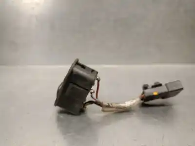 Second-hand car spare part left front power window switch for opel corsa b (s93) 1.2 i 16v (f08, f68, m68) oem iam references 90482477 03930716 lk 