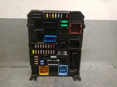 Peça sobressalente para automóvel em segunda mão caixa de fusíveis e relés por citroen c4 iii (ba_, bb_, bc_) 1.2 puretech 130 (bahnsa, bahnsb) referências oem iam 9845141280