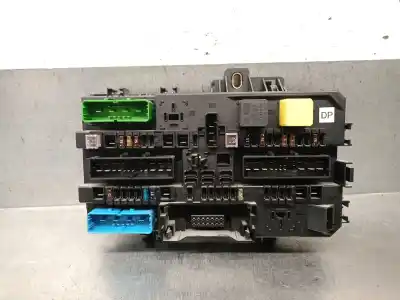 Second-hand car spare part fuse box unit for opel astra h (a04) 1.7 cdti (l48) oem iam references 13181278