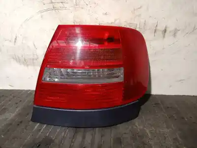 Автозапчасти б/у правый задний фонарь за audi a4 b5 (8d2) 2.5 tdi ссылки oem iam 8d0945096f
