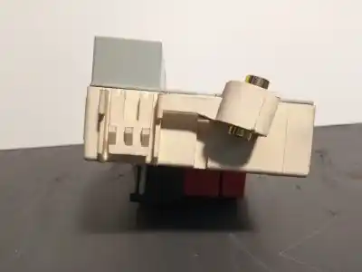 Peça sobressalente para automóvel em segunda mão caixa de fusíveis e relés por fiat stilo (192_) 1.9 jtd (192_xe1a) referências oem iam 46750594  46797609