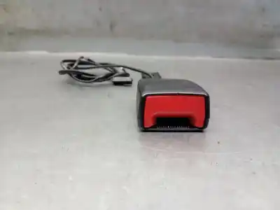 Автозапчасти б/у крюк для пояса за skoda rapid spaceback (nh1) 1.6 tdi ссылки oem iam 5ja857755  5ja857755