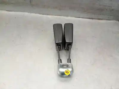 Автозапчасти б/у крюк для пояса за skoda rapid spaceback (nh1) 1.6 tdi ссылки oem iam 60u857739  60u857739