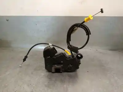 Peça sobressalente para automóvel em segunda mão fechadura da porta traseira esquerda por citroen c4 iii (ba_, bb_, bc_) 1.2 puretech 130 (bahnsa, bahnsb) referências oem iam 9832797580