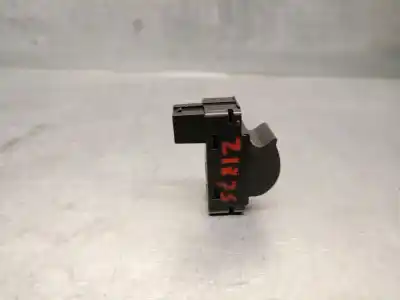 Second-hand car spare part right front power window switch for iveco daily vi furgón 33s15, 35s15, 35c15 oem iam references 5801511730  5801511730