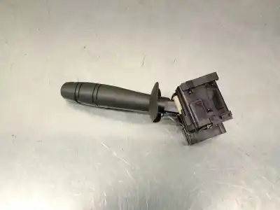 Second-hand car spare part headlights switch for renault twingo ii (cn0_) 1.2 (cn0d) oem iam references 7701072111  7701072111