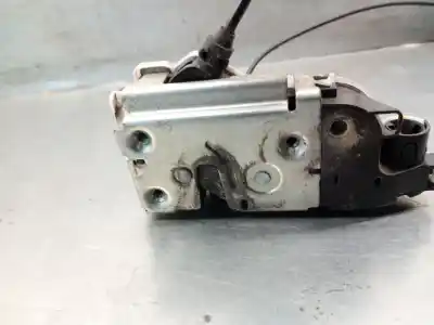 Автозапчастина б/у замок передніх дверей лівий для renault twingo ii (cn0_) 1.2 (cn0d) посилання на oem iam 8200384981  8200384981