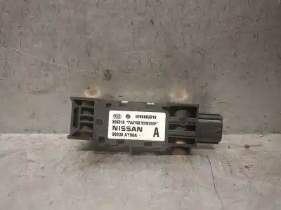 Peça sobressalente para automóvel em segunda mão Sensor por NISSAN PATHFINDER (R51) 2.5 dCi LE Referências OEM IAM 98830AY00A 0285003019 BOSCH 98830AY00A