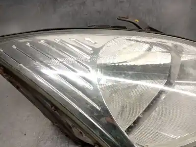 Автозапчасти б/у правая фара за ford focus i (daw, dbw) 1.8 di / tddi ссылки oem iam 1152092  1152092