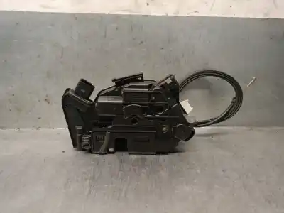 Peça sobressalente para automóvel em segunda mão fechadura da porta traseira esquerda por volkswagen cc  referências oem iam 5n0839015j  5n0839015j