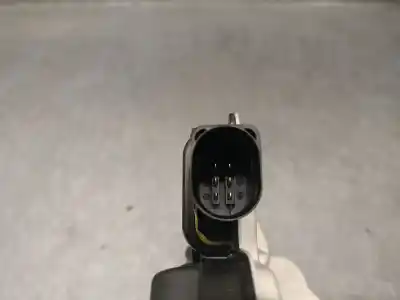 Peça sobressalente para automóvel em segunda mão fechadura da porta traseira esquerda por volkswagen cc  referências oem iam 5n0839015j  5n0839015j