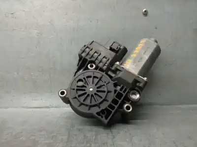 Автозапчастина б/у двигатель переднього ліва вікна для AUDI A4 B5 (8D2) 1.9 TDI Посилання на OEM IAM 8D0959801E 0130821787 BOSCH 8D0959801E