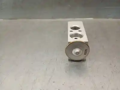 Peça sobressalente para automóvel em segunda mão válvula de expansão ar condicionado por bmw 1 (f40) 118 i referências oem iam 64116845415