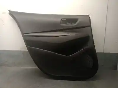 Peça sobressalente para automóvel em segunda mão Forra / Revestimento Da Porta Traseira Esquerda por TOYOTA COROLLA SEDÁN (_E21_) 1.8 VVTI HYBRID (MZEA12, ZRE211, ZWE211) Referências OEM IAM 670610Z420C2  6764002X20C2