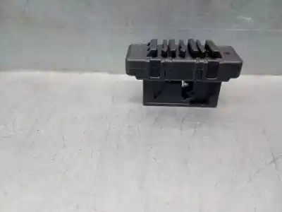 Peça sobressalente para automóvel em segunda mão sensor por bmw 1 (f40) 118 i referências oem iam 6814609