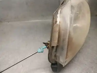 Second-hand car spare part right headlight for nissan note (e11, ne11) 1.6 oem iam references 89901179 043322 valeo 260109u100