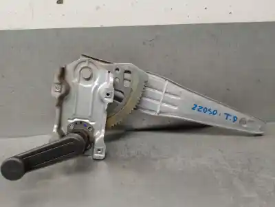 Peça sobressalente para automóvel em segunda mão Elevador De Vidros Traseiro Direito por TOYOTA COROLLA (_E12_) 1.4 D (NDE120_) Referências OEM IAM 992045100  