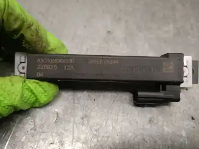 Peça sobressalente para automóvel em segunda mão antena por renault austral tce 130 referências oem iam 285e66xj0a  