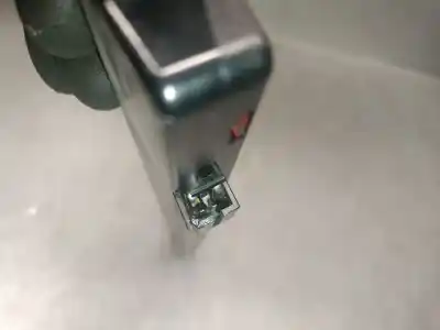 Pezzo di ricambio per auto di seconda mano luce freno centrale per volkswagen cc  riferimenti oem iam 3c8945087  3c8945087