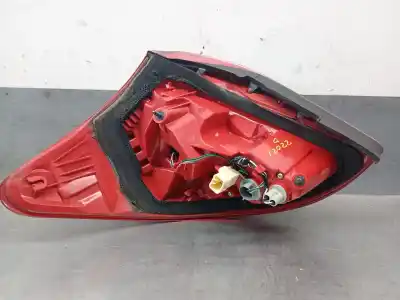 Автозапчасти б/у правый задний фонарь за toyota rav 4 iii (_a3_) 2.2 d (ala35_) ссылки oem iam 8155142120  8155142120